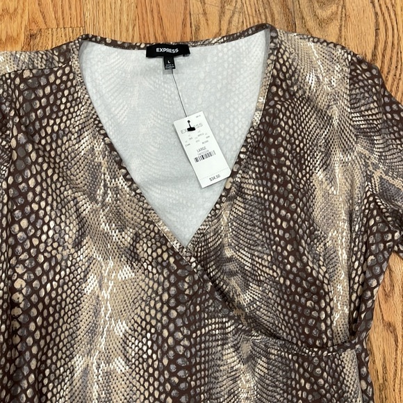 Express snake skin design dress NWT - Picture 3 of 7